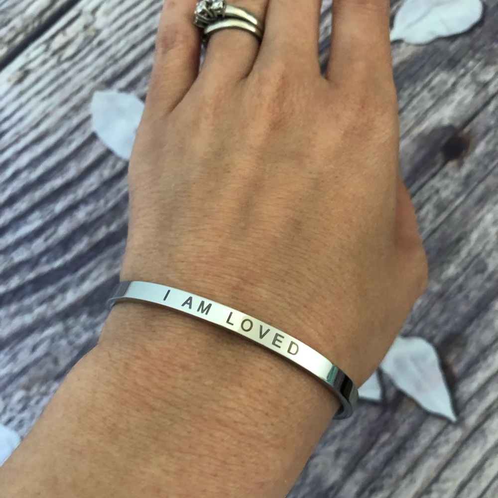 I Am Loved Inspirational Bracelet - Picture 4 of 7